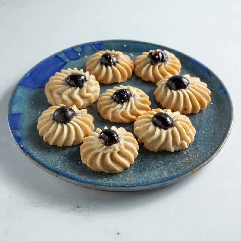 Cherry sablés pochés